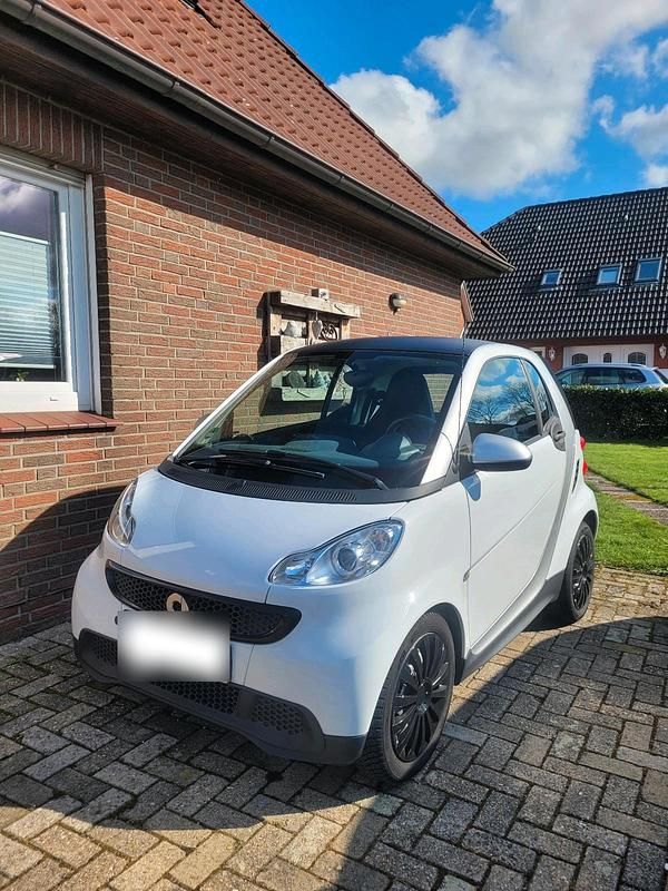 Gebraucht Smart ForTwo Coupé 61 PS (44 kW) 2015 Weiß Coupé