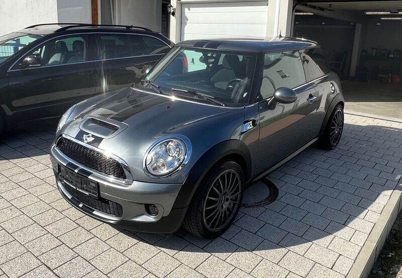 Grau Gebraucht 2008 Mini Cooper S Kleinwagen | 6.700 € (Etwas zu teuer) - Bild 1/4