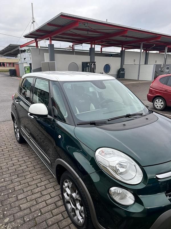 Gebraucht Fiat 500L 95 PS (69 kW) 2016 Grün Van / Kleinbus