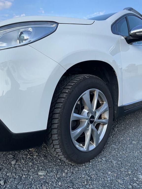 Gebraucht Peugeot 2008 Allure 110 PS (80 kW) 2016 Weiß SUV