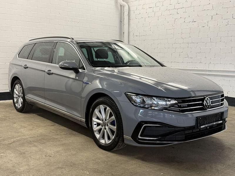 Gebraucht VW Passat GTE 156 PS (114 kW) 2021 Grau Kombi