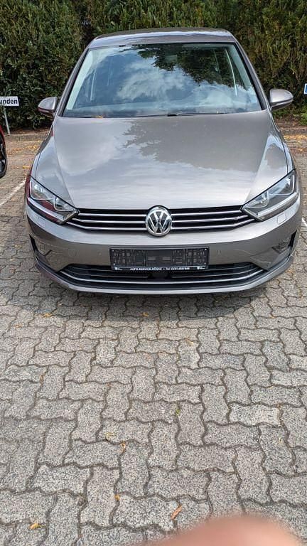 Grau Gebraucht 2015 VW Golf Sportsvan LOUNGE Van / Kleinbus | 10.200 € (Fairer Preis) - Bild 1/4