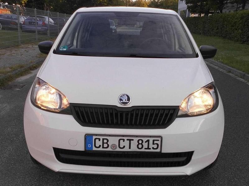 Weiß Gebraucht 2015 Skoda Citigo Cool Edition Kleinwagen | 4.250 € (Fairer Preis) - Bild 1/4