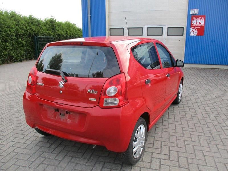 Gebraucht Suzuki Alto Club 68 PS (50 kW) 2015 Kleinwagen