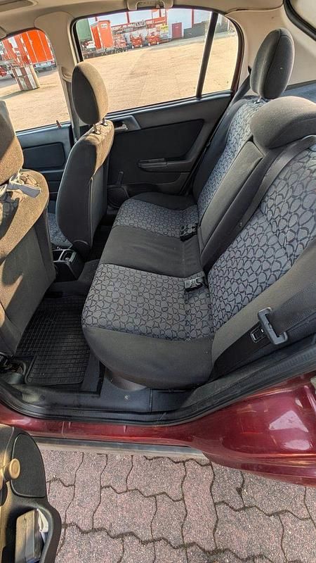 Gebraucht Opel Astra Edition 75 PS (55 kW) 1999 Rot Limousine