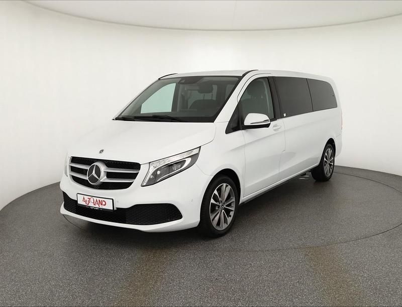Weiß Gebraucht 2021 Mercedes V250 Van / Kleinbus | 44.990 € (Fairer Preis) - Bild 1/4