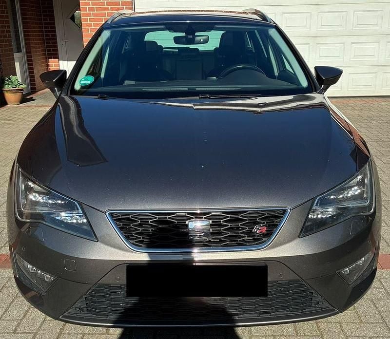 Usado Seat Leon ST FR 150 HP (110 kW) 2017 Cinzento Carrinha