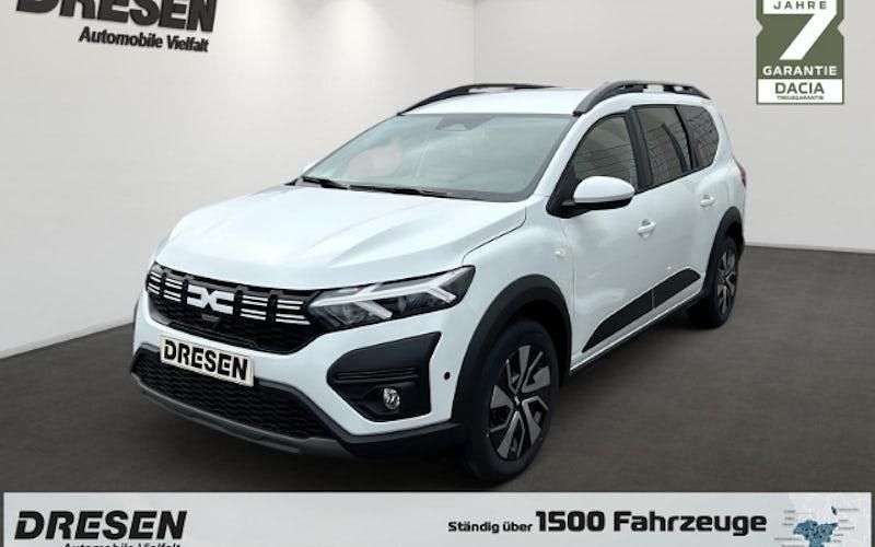 Neu Dacia Jogger Expression 122 PS (89 kW) 2025 Weiss Van / Kleinbus