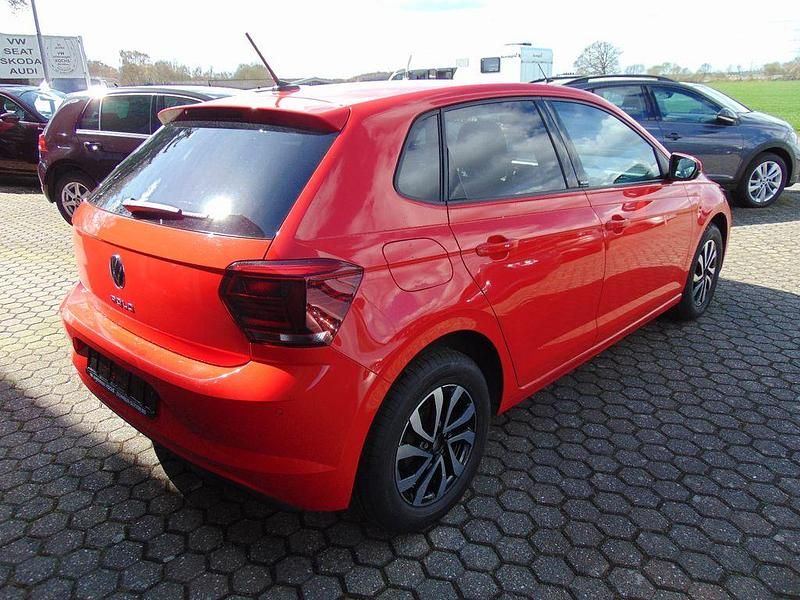 Gebraucht VW Polo Active 95 PS (69 kW) 2021 Rot Kleinwagen