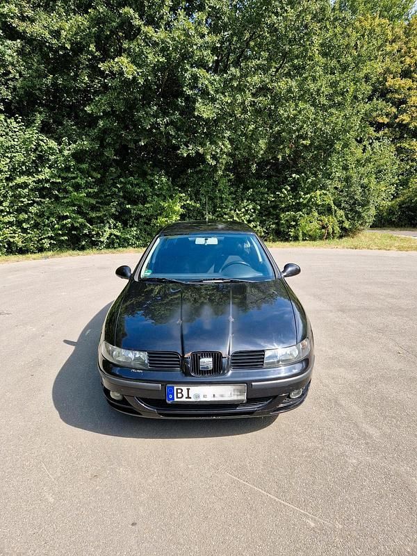 Gebraucht 2003 Seat Leon Kombi | 750 € (Guter Preis) - Bild 1/4
