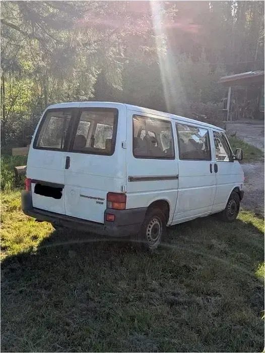 Używany VW Transporter 88 KM (64 kW) 2000 Biały Van