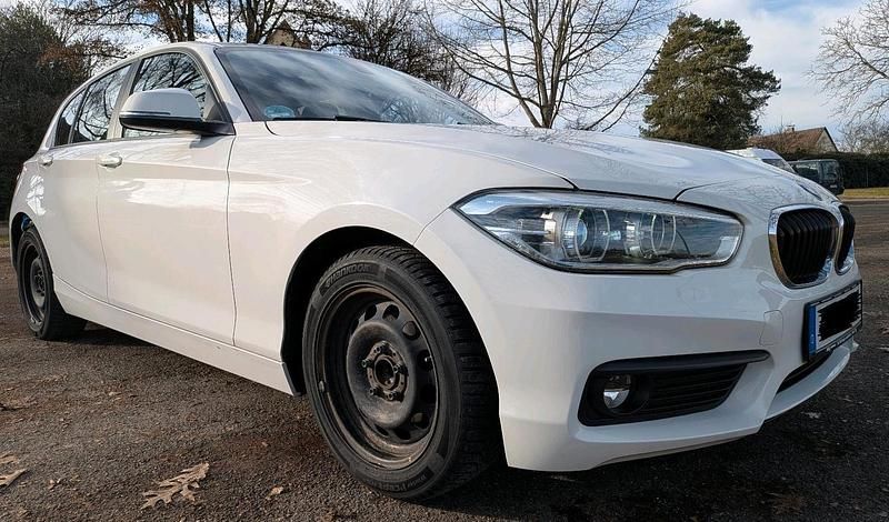 Gebraucht BMW 116 Advantage 109 PS (80 kW) 2016 Weiß Kleinwagen