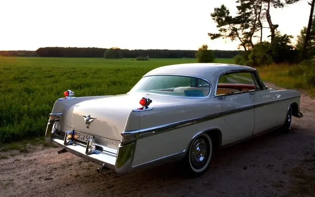 Gebraucht Chrysler Imperial 280 PS (205 kW) 1956 Weiß Limousine