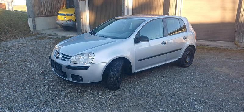 Silber Gebraucht 2007 VW Golf Limousine | 2.300 € (Fairer Preis) - Bild 1/4