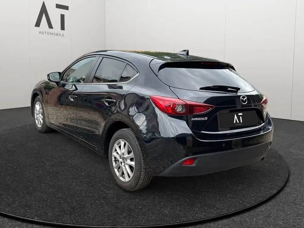 Gebraucht Mazda 3 Center-Line 105 PS (77 kW) 2016 Schwarz Limousine
