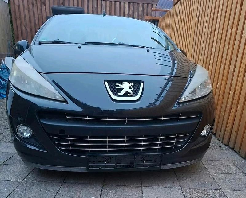 Gebraucht Peugeot 207 CC 120 PS (88 kW) 2010 Schwarz Cabrio