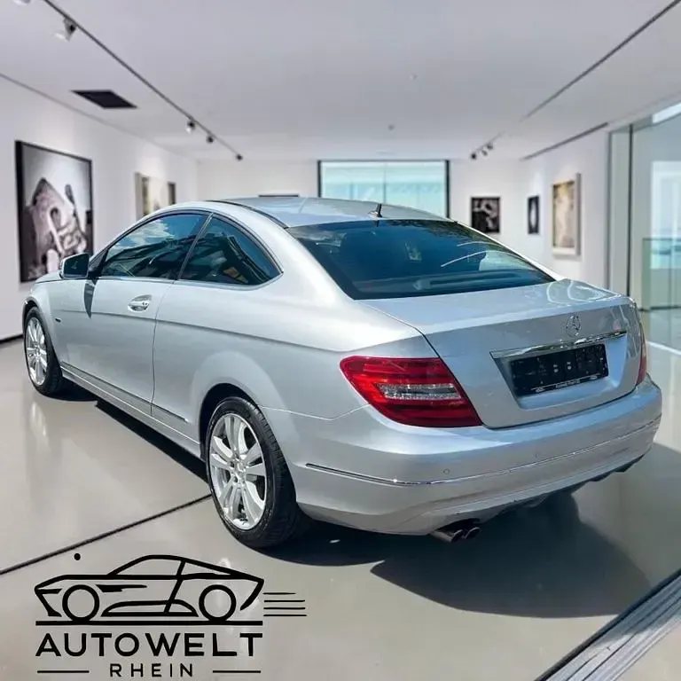 Gebraucht Mercedes C180 AMG Edition 1 156 PS (114 kW) 2012 Silber Coupé
