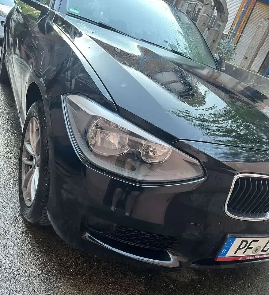 Gebraucht BMW 116 136 PS (100 kW) 2011 Schwarz Kleinwagen