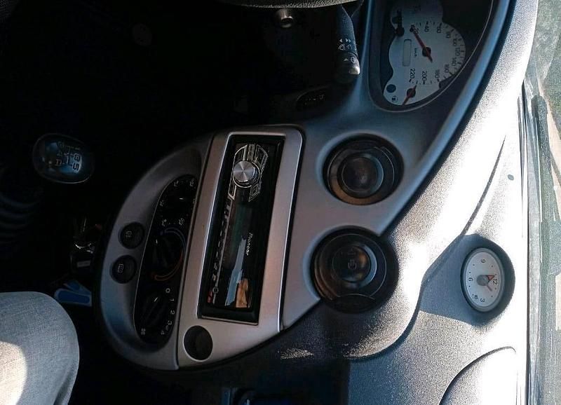 Gebraucht Ford Ka 60 PS (44 kW) 2007 Rot Kleinwagen