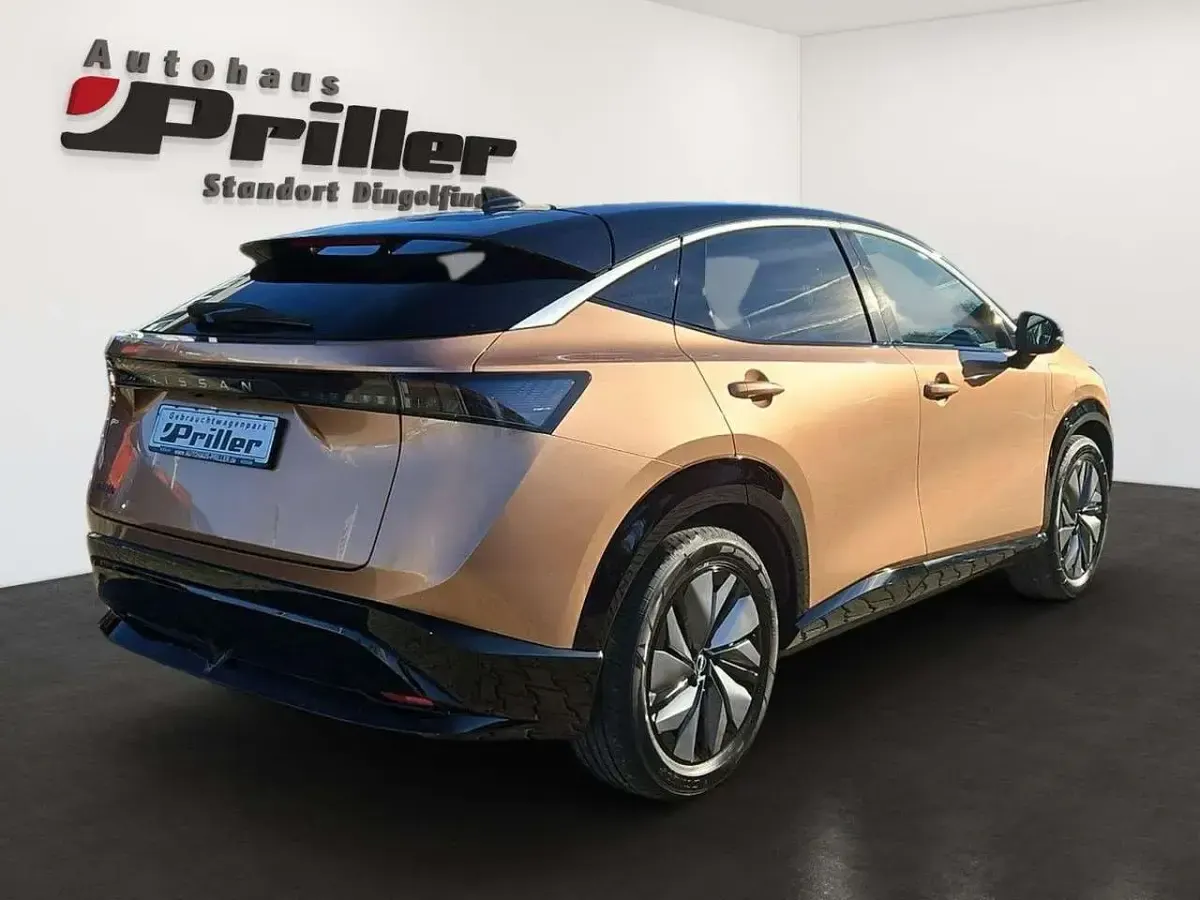 Gebraucht Nissan Ariya Basis 160 kW (218 PS) 2022 Braun SUV