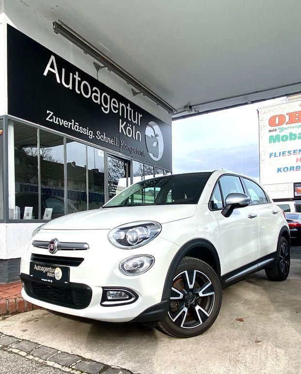 Weiß Gebraucht 2017 Fiat 500X Lounge SUV | 10.990 € (Fairer Preis) - Bild 1/4