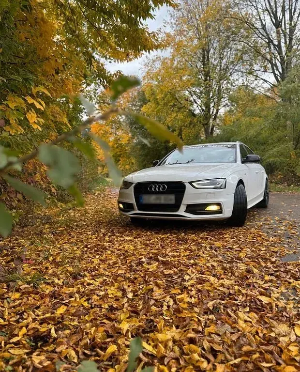 Gebraucht Audi A4 S-Line 177 PS (130 kW) 2012 Weiß Kombi