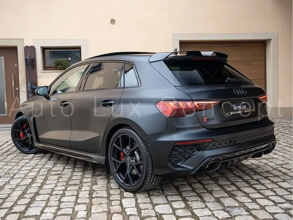 Gebraucht Audi RS3 Sport 400 PS (294 kW) 2024 Schwarz Limousine