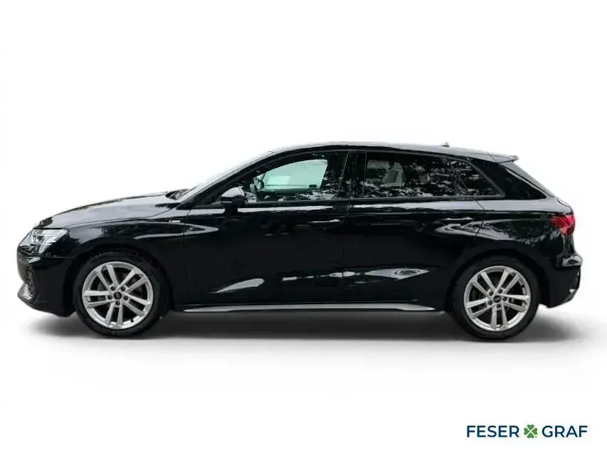 Gebraucht Audi A3 Ambiente 150 PS (110 kW) 2025 Mythosschwarz metallic Limousine