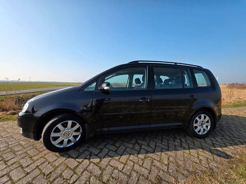 Gebraucht VW Touran 105 PS (77 kW) 2005 Schwarz Van / Kleinbus