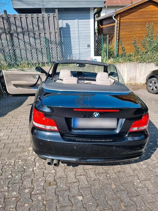 Gebraucht BMW 125 Cabriolet 270 PS (198 kW) 2008 Schwarz Cabrio