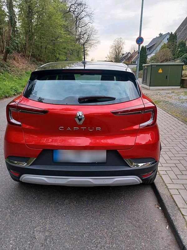 Gebraucht Renault Captur 90 PS (66 kW) 2022 Andere farben SUV