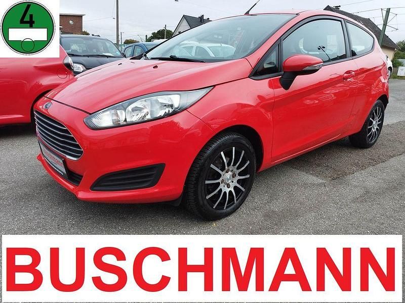 Rot Gebraucht 2013 Ford Fiesta Trend Kleinwagen | 4.690 € (Fairer Preis) - Bild 1/4