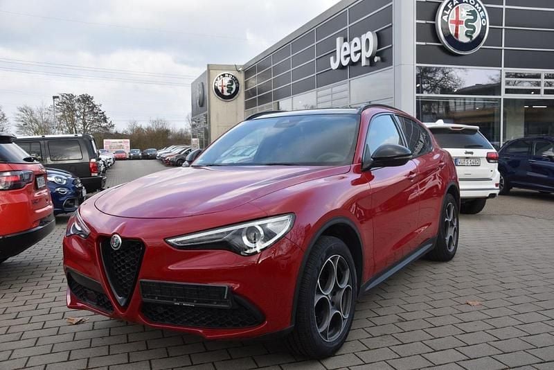Rot Gebraucht 2019 Alfa Romeo Stelvio Tech Edition SUV | 35.490 € (Teuer) - Bild 1/1