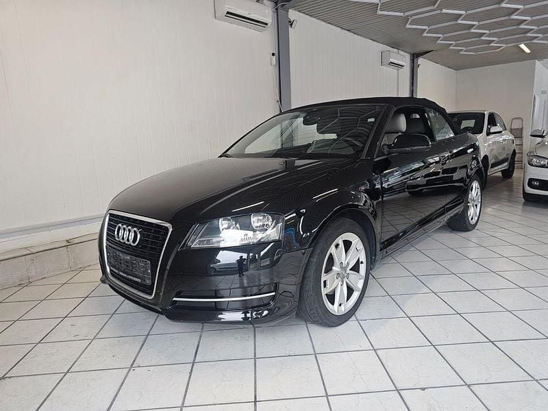 Gebraucht Audi A3 Cabriolet Attraction 105 PS (77 kW) 2012 Schwarz Cabrio
