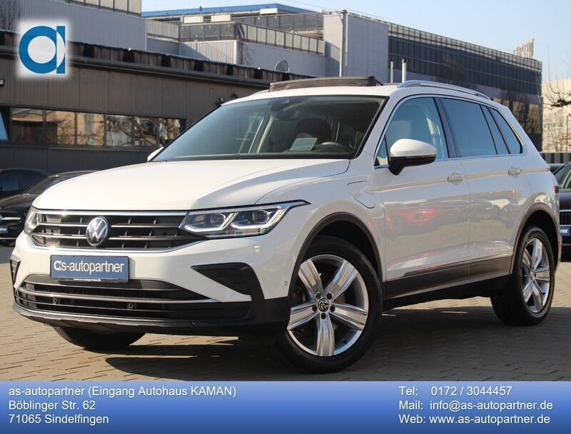 Pure white Gebraucht 2022 VW Tiguan Life SUV | 26.600 € (Etwas zu teuer) - Bild 1/4