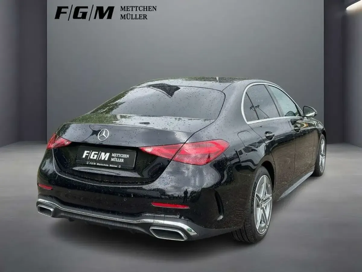 Gebraucht Mercedes C300e AMG line 313 PS (230 kW) 2022 Obsidianschwarz Limousine
