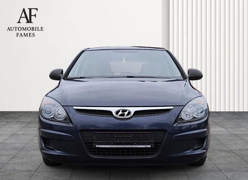 Gebraucht Hyundai i30 109 PS (80 kW) 2008 Other Limousine