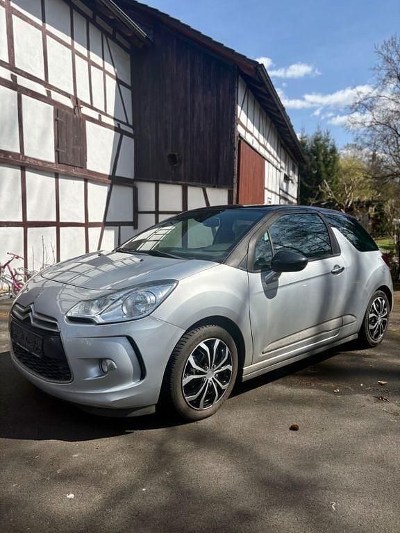 Gebraucht Citroën DS3 Sport Chic 114 PS (83 kW) 2013 Silber Kleinwagen