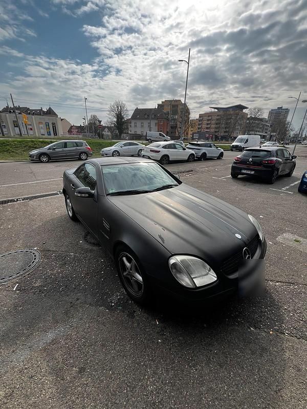 Gebraucht Mercedes SLK230 196 PS (144 kW) 2001 Schwarz Cabrio