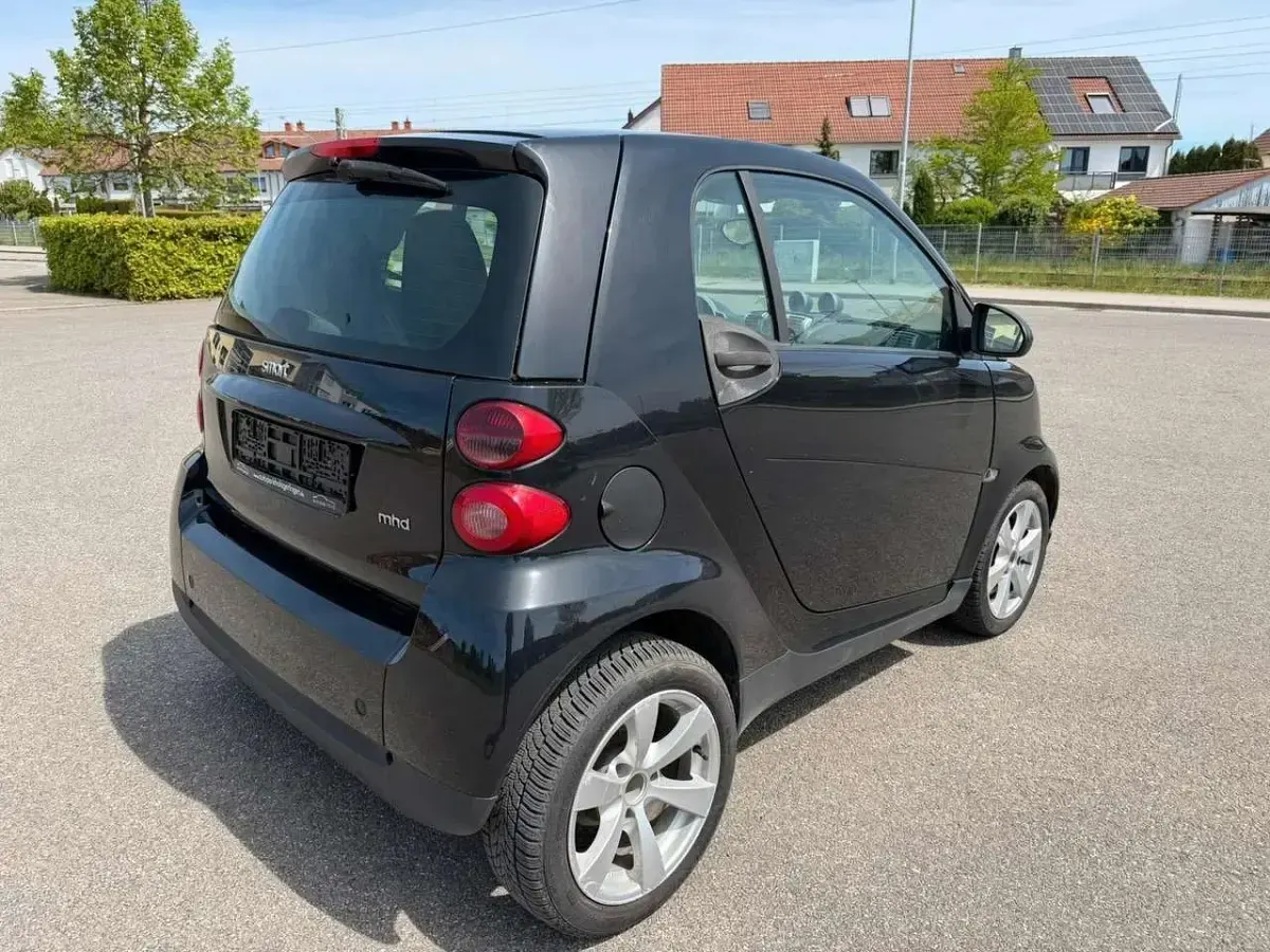 Gebraucht Smart ForTwo Coupé 71 PS (52 kW) 2008 Tridionsicherheitszelle schwa Coupé