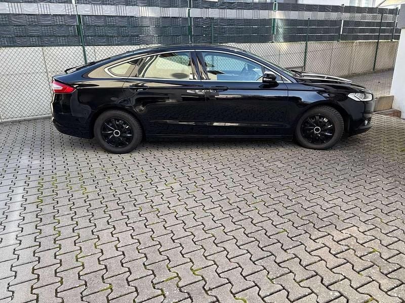 Gebraucht Ford Mondeo Business Edition 150 PS (110 kW) 2016 Schwarz Limousine
