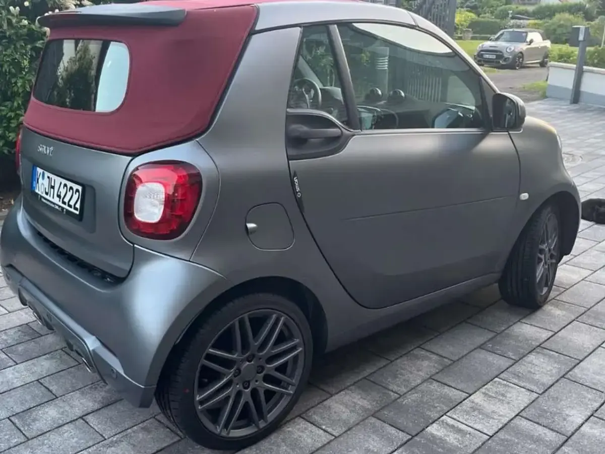 Gebraucht Smart ForTwo Cabrio Brabus 90 PS (66 kW) 2018 Grau Cabrio