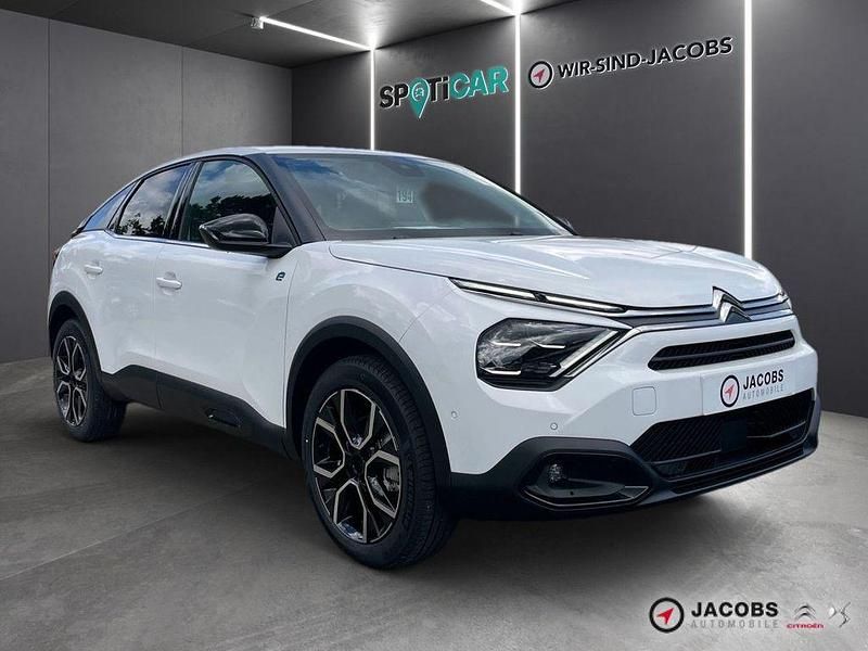 Gebraucht Citroën e-C4 Shine 100 kW (136 PS) 2023 Weiß Limousine
