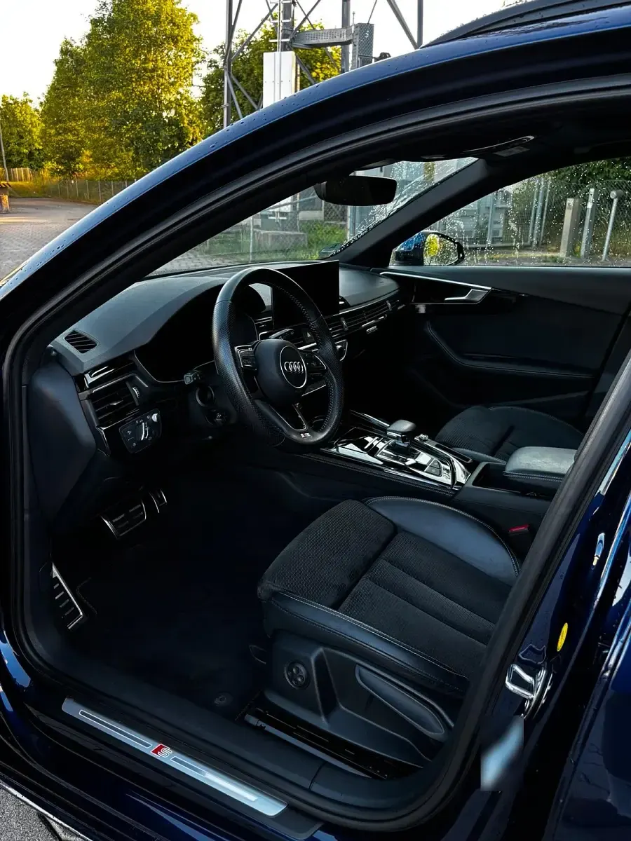 Gebraucht Audi A4 Comfort 286 PS (210 kW) 2020 Blau Kombi