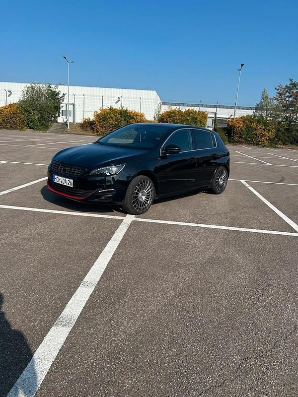 Schwarz Gebraucht 2017 Peugeot 308 GT-line Limousine | 8.950 € (Guter Preis) - Bild 1/4