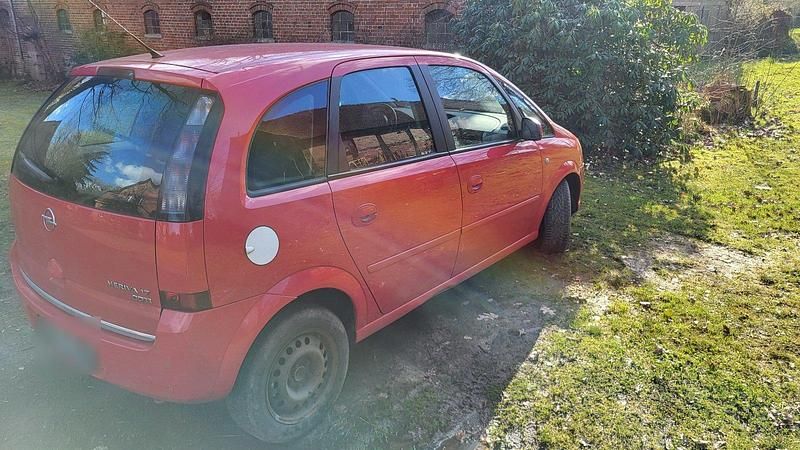 Gebraucht Opel Meriva 100 PS (73 kW) 2008 Rot Van / Kleinbus