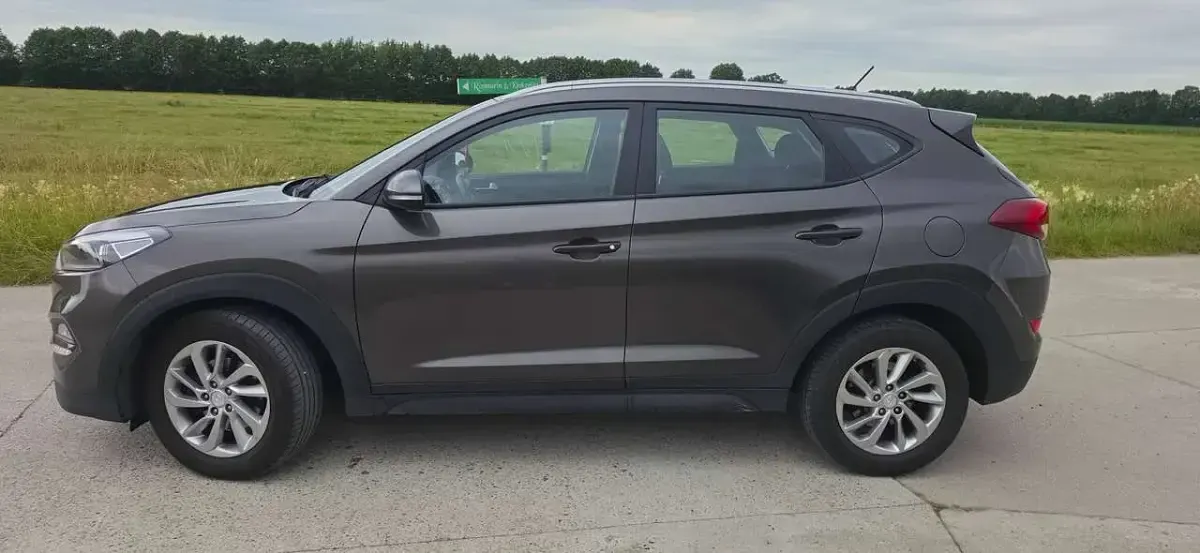 Gebraucht Hyundai Tucson 141 PS (103 kW) 2017 Grau SUV