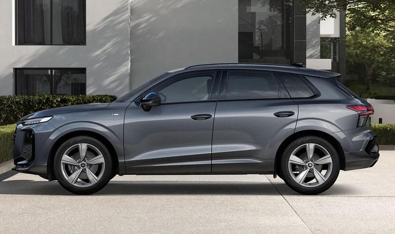 Neu Audi Q3 Advanced 150 PS (110 kW) 2025 Daytonagrau perleffekt SUV