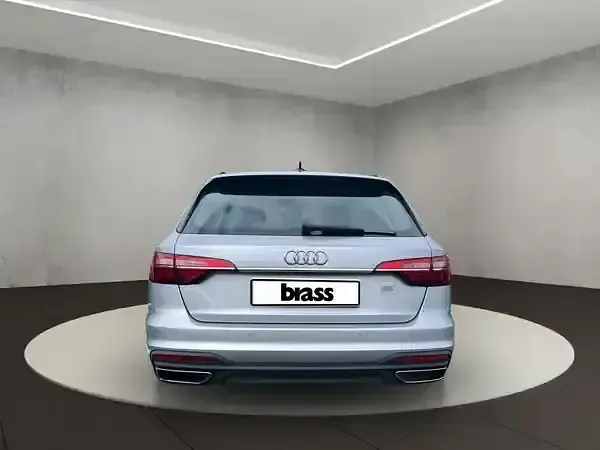 Gebraucht Audi A4 Ambiente 163 PS (119 kW) 2020 Florettsilber metallic Kombi