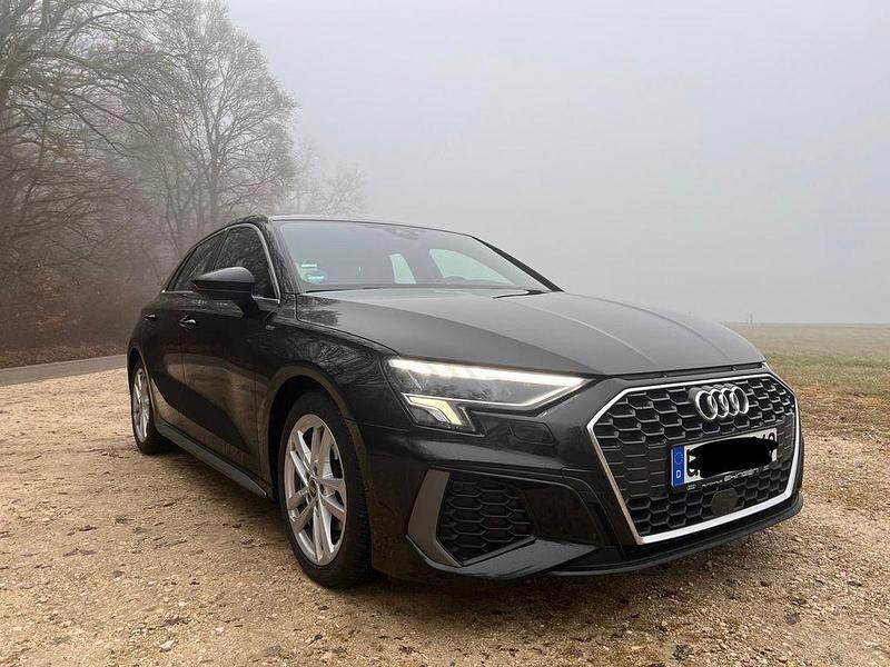 Schwarz Gebraucht 2021 Audi A3 S-Line Limousine | 20.499 € (Fairer Preis) - Bild 1/4